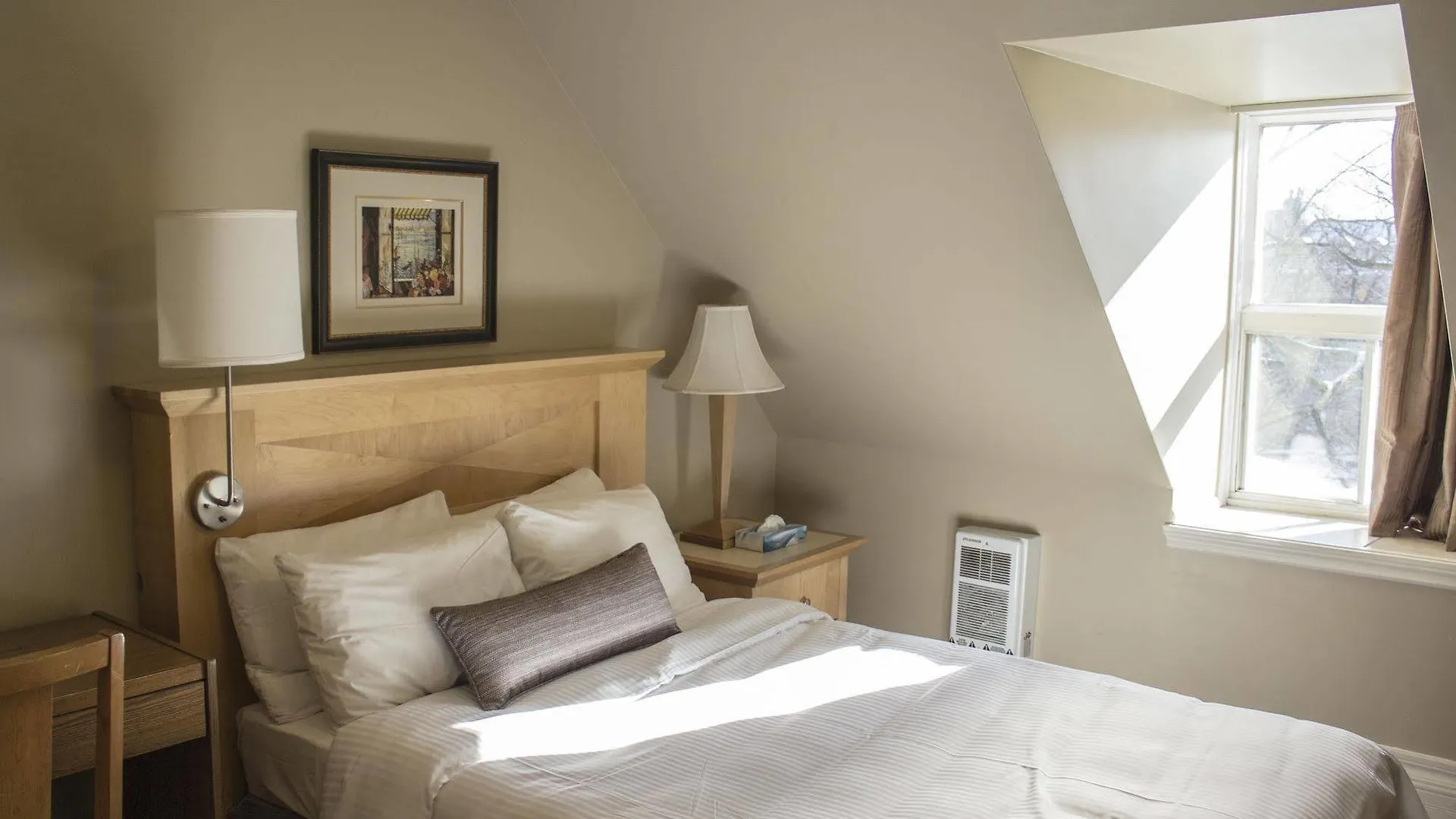 **  Hotel Jardin Du Gouverneur Quebec City Canada